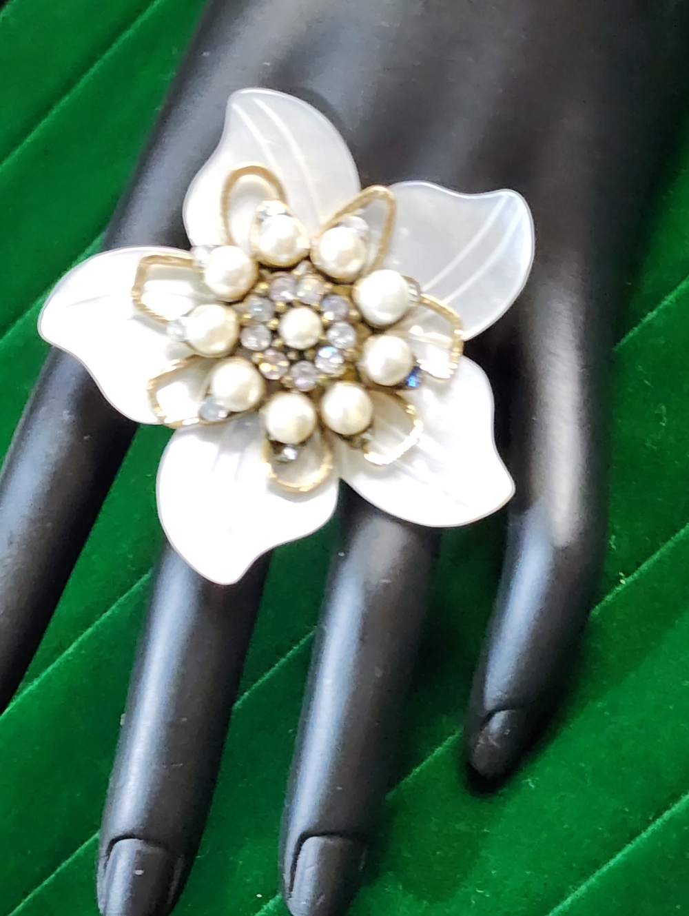 Vintage 1980s Mother of Pearl Floral Statement Ring Oversized Adjustable Bold